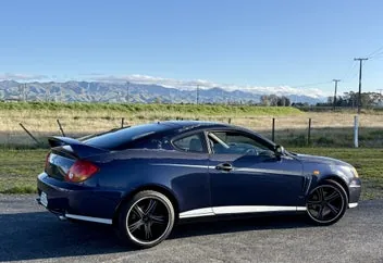 Hyundai Tiburon 2003 photo 4
