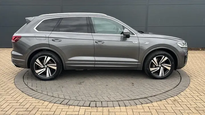 Volkswagen Touareg 2020 photo 5