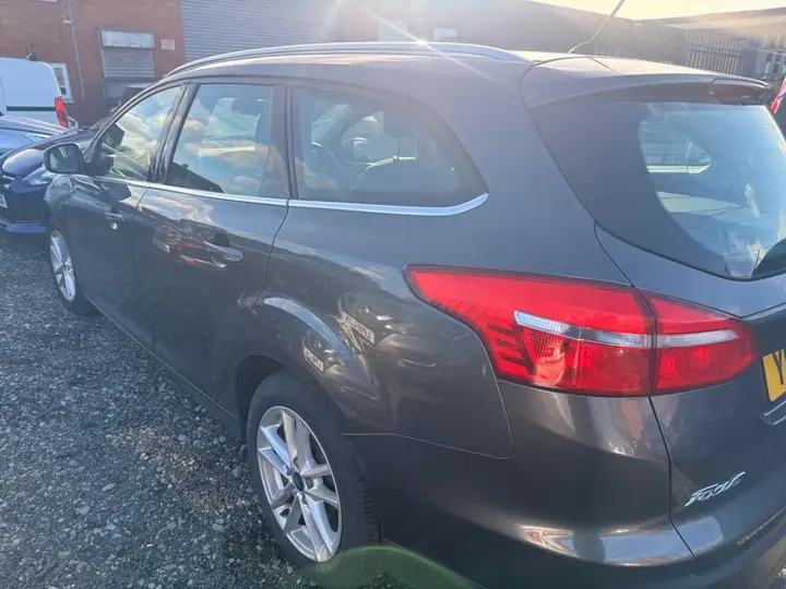 Ford Focus 2015 photo 5