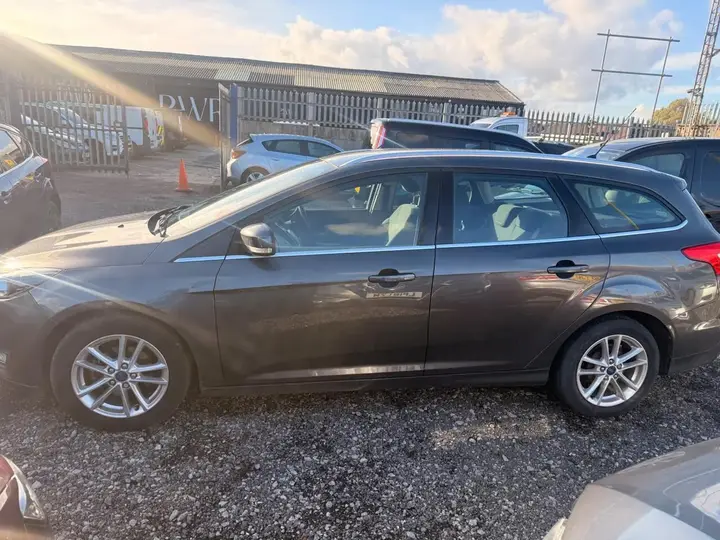 Ford Focus 2015 photo 4
