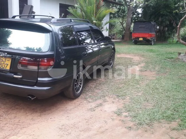 Toyota Caldina 2001 photo 3