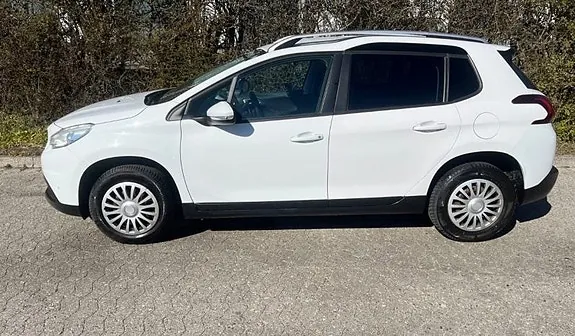 Peugeot 2008 2016 photo 2