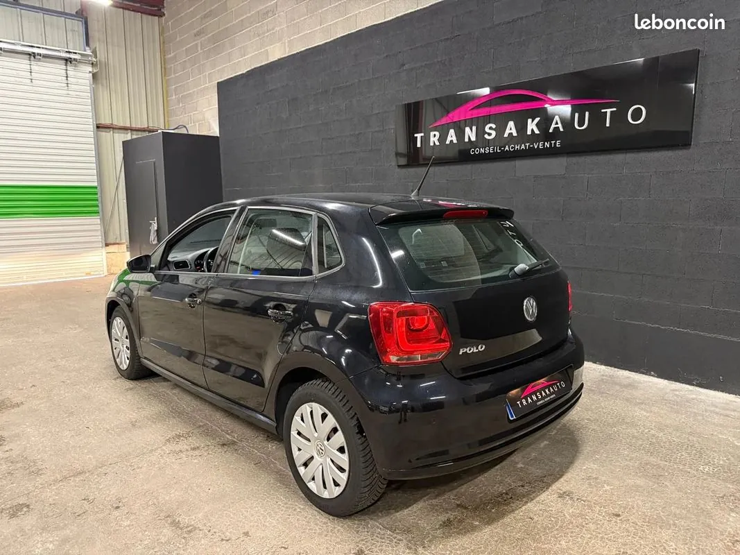 Volkswagen Polo 2010 photo 4