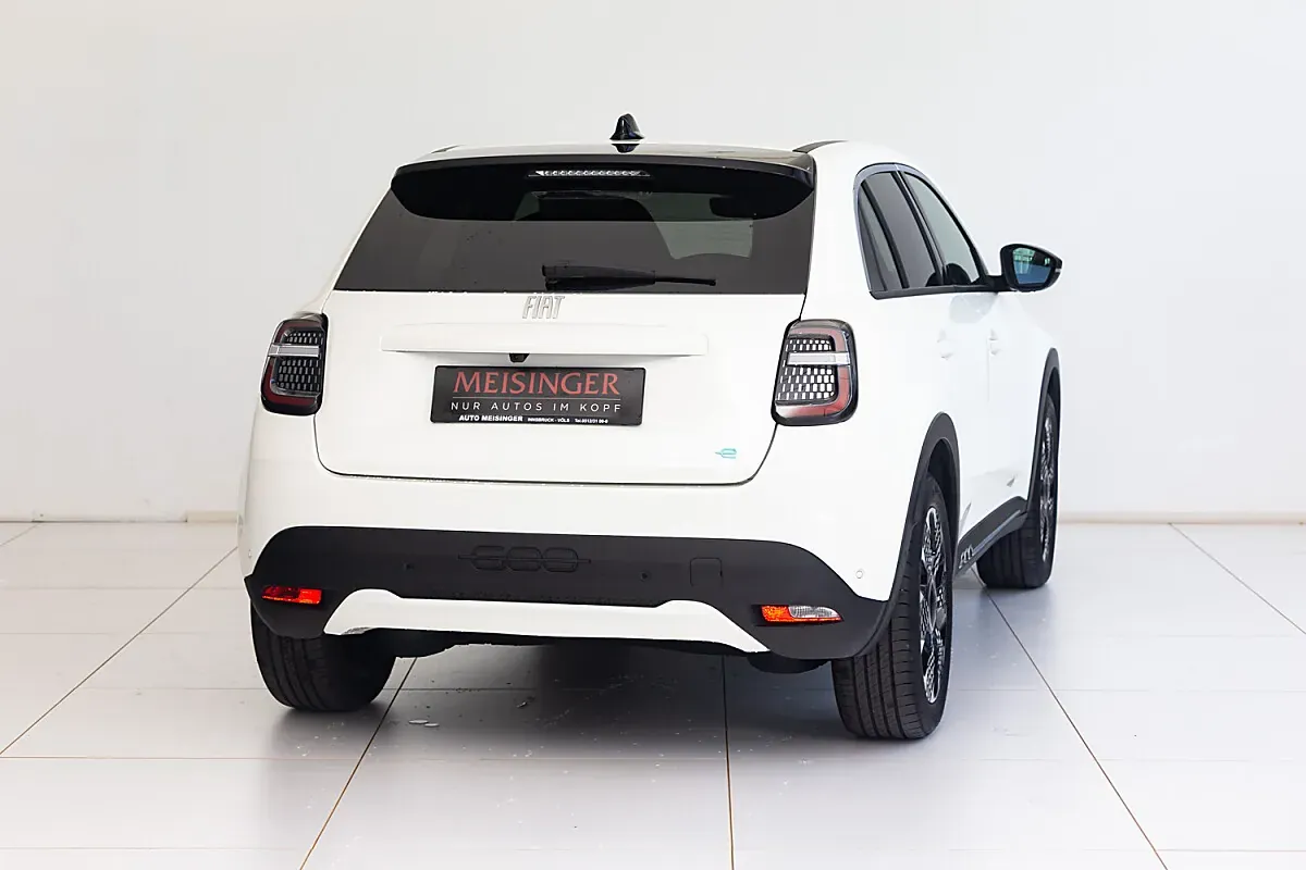 Fiat 600E 2025 photo 2