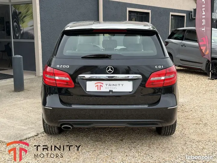 Mercedes-Benz B-Class 2012 photo 5