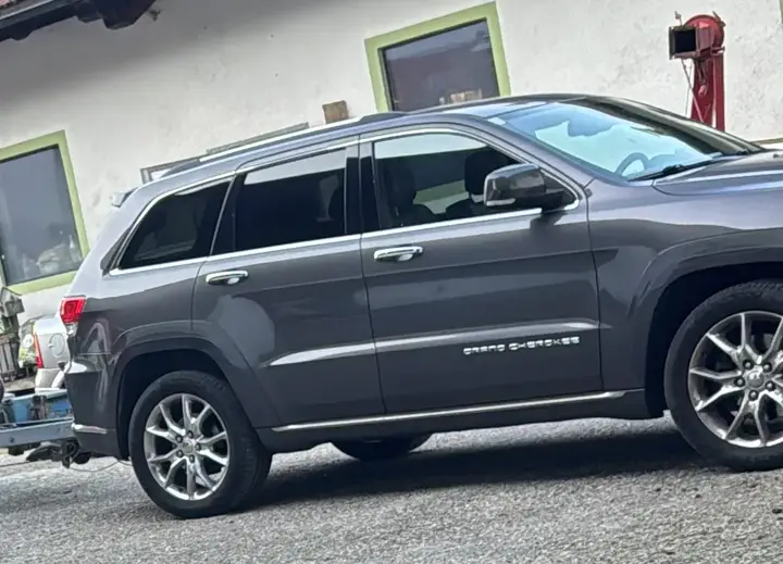 Jeep Grand Cherokee 2014 photo 3