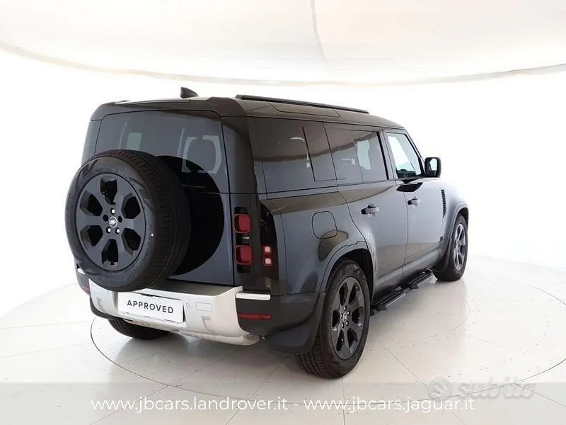 Land Rover Defender 2025 photo 2
