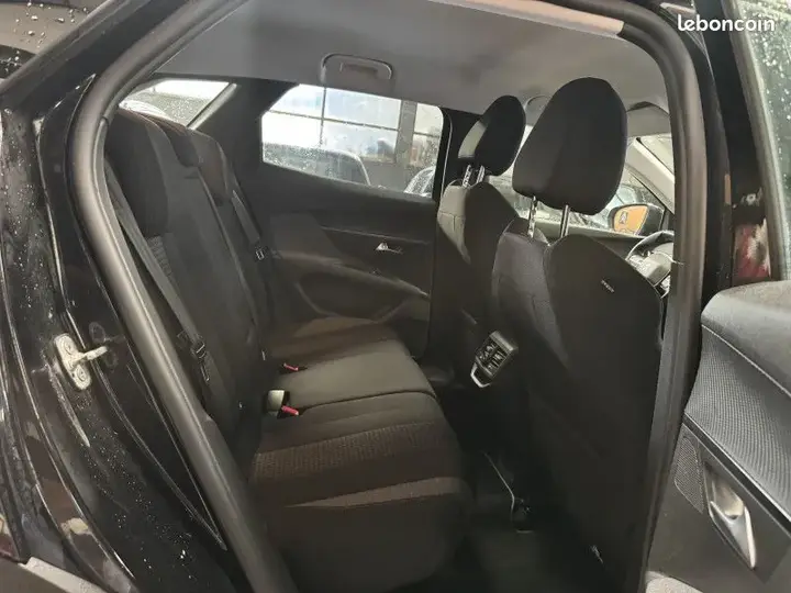 Peugeot 3008 2022 photo 5