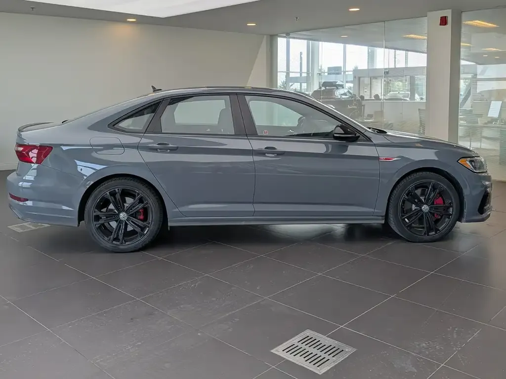 Volkswagen Jetta 2021 photo 2