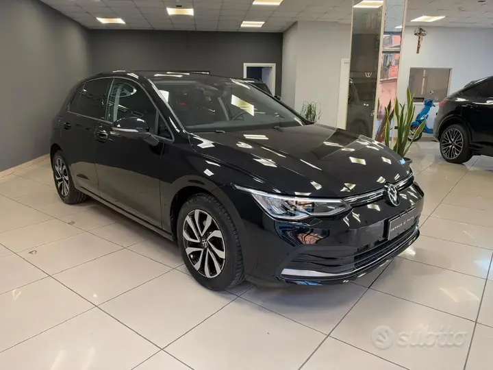 Volkswagen Golf 2022 photo 3