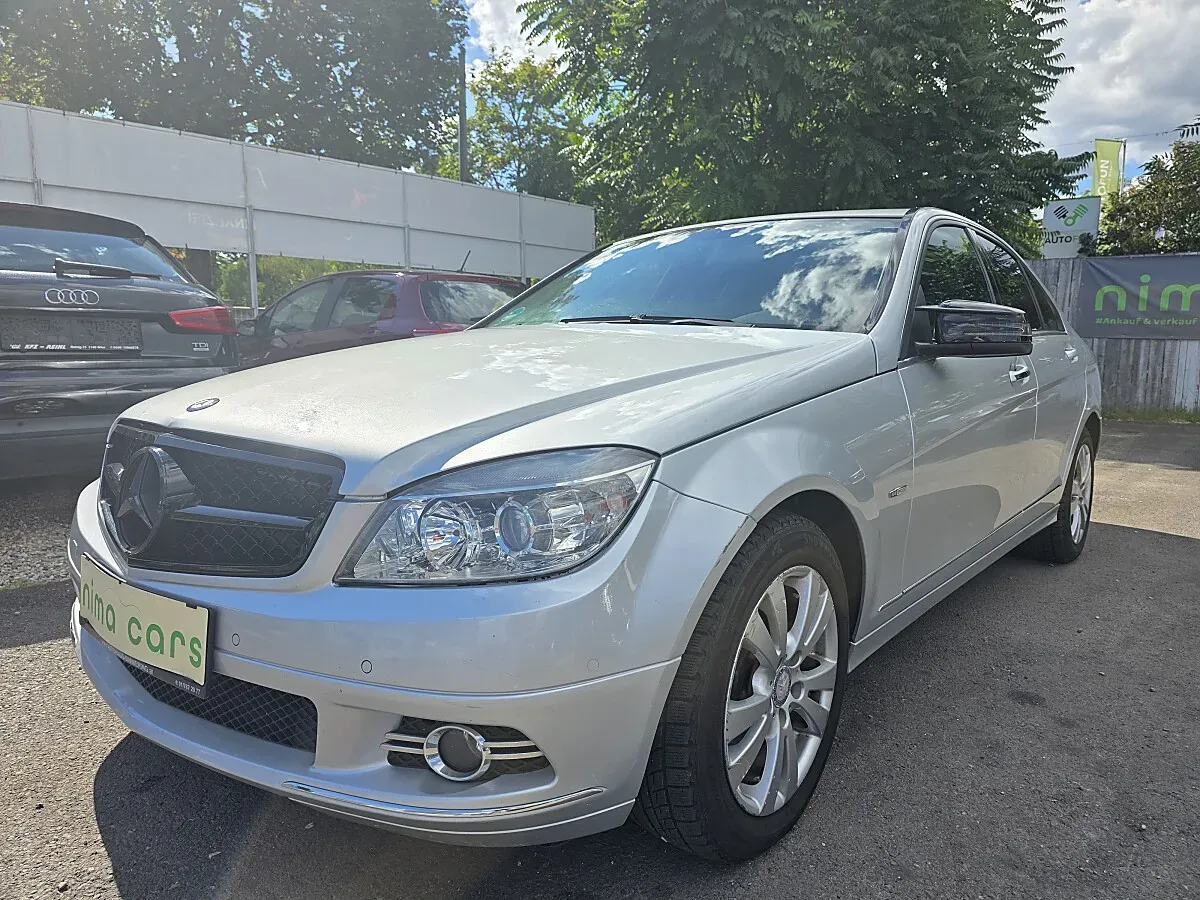 Mercedes-Benz C-Class 2010 photo 2