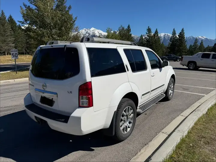Nissan Pathfinder 2009 photo 3