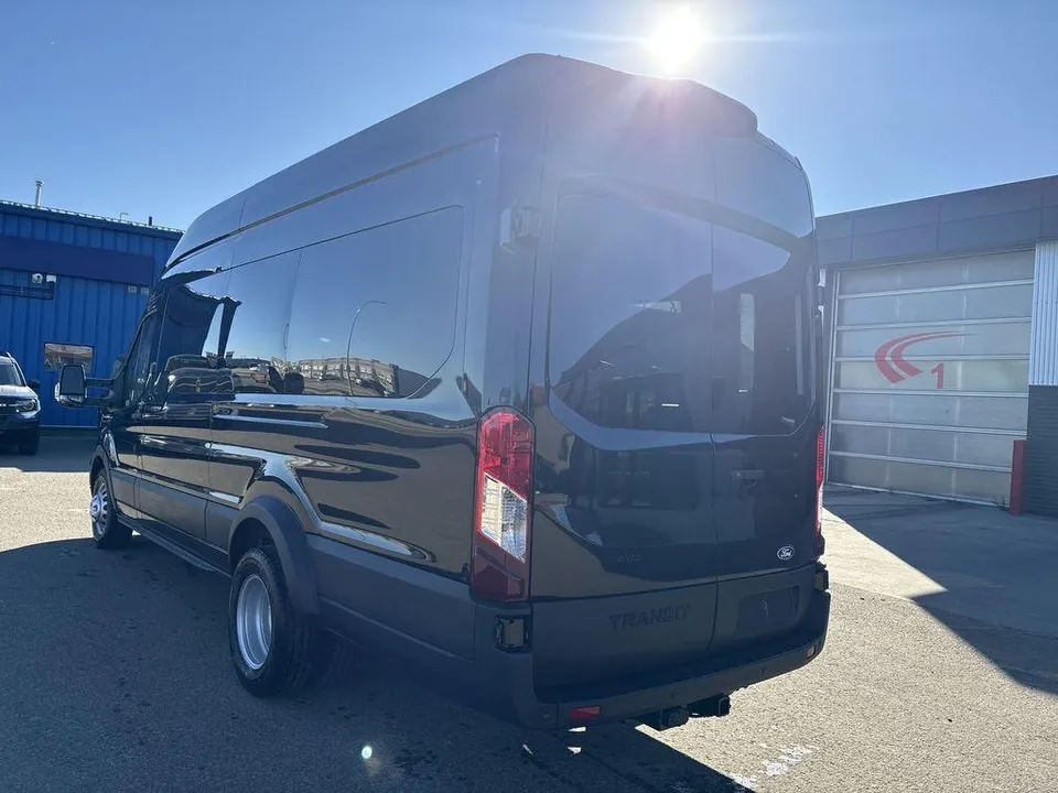 Ford Transit 2027 photo 5