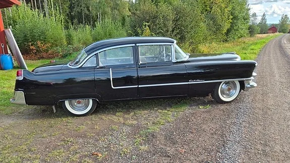 Cadillac Series 62 1955 photo 5