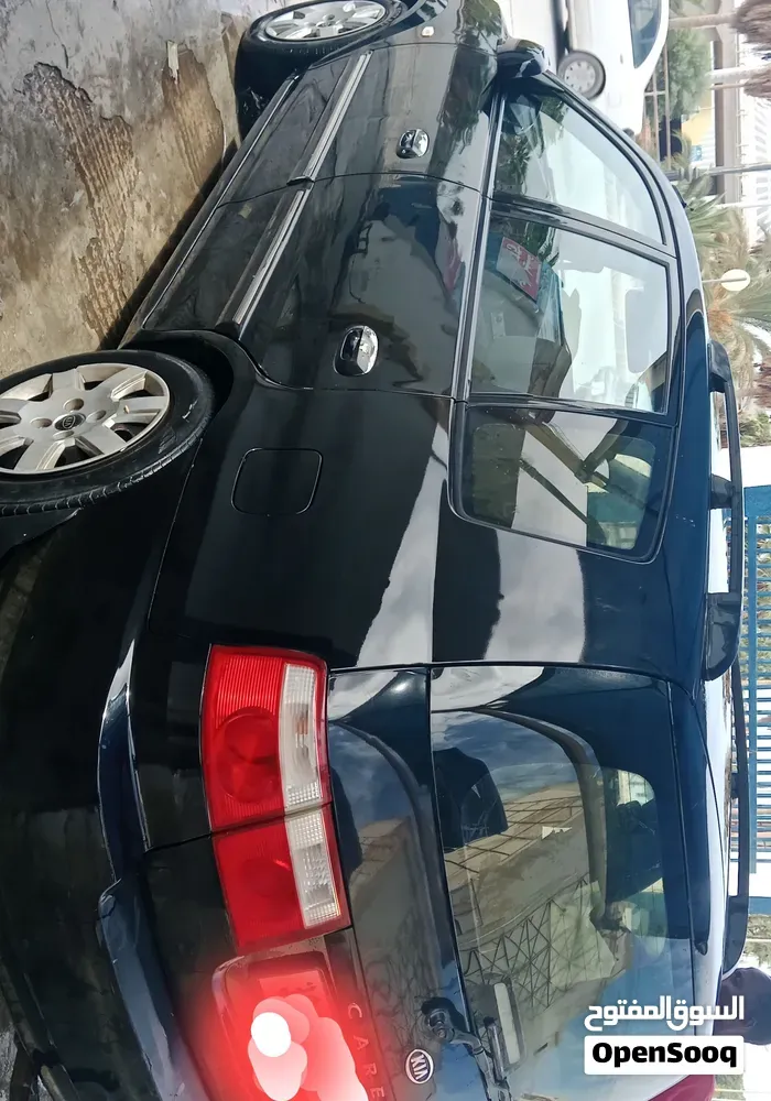 Kia Carens 2025 photo 4