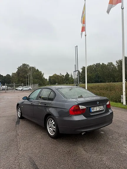 BMW 320I 2007 photo 3