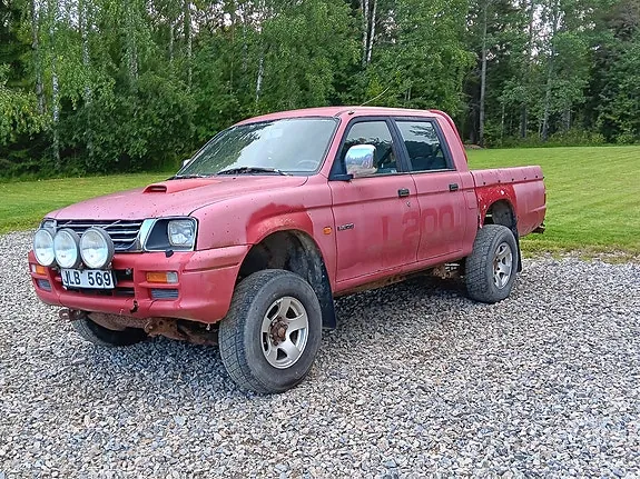 Mitsubishi L200