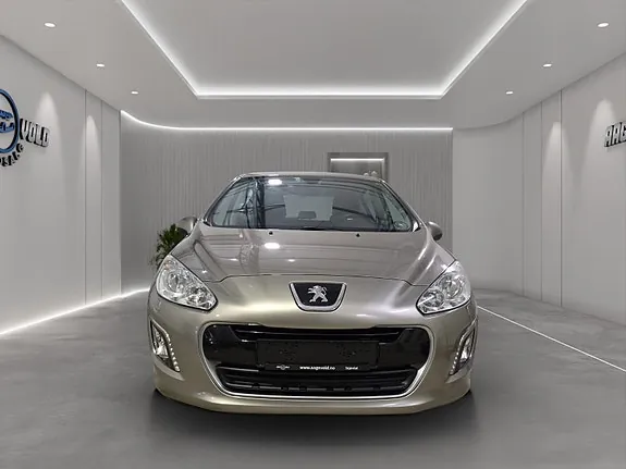Peugeot 308 2012 photo 4
