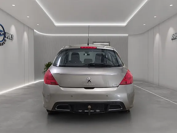 Peugeot 308 2012 photo 5