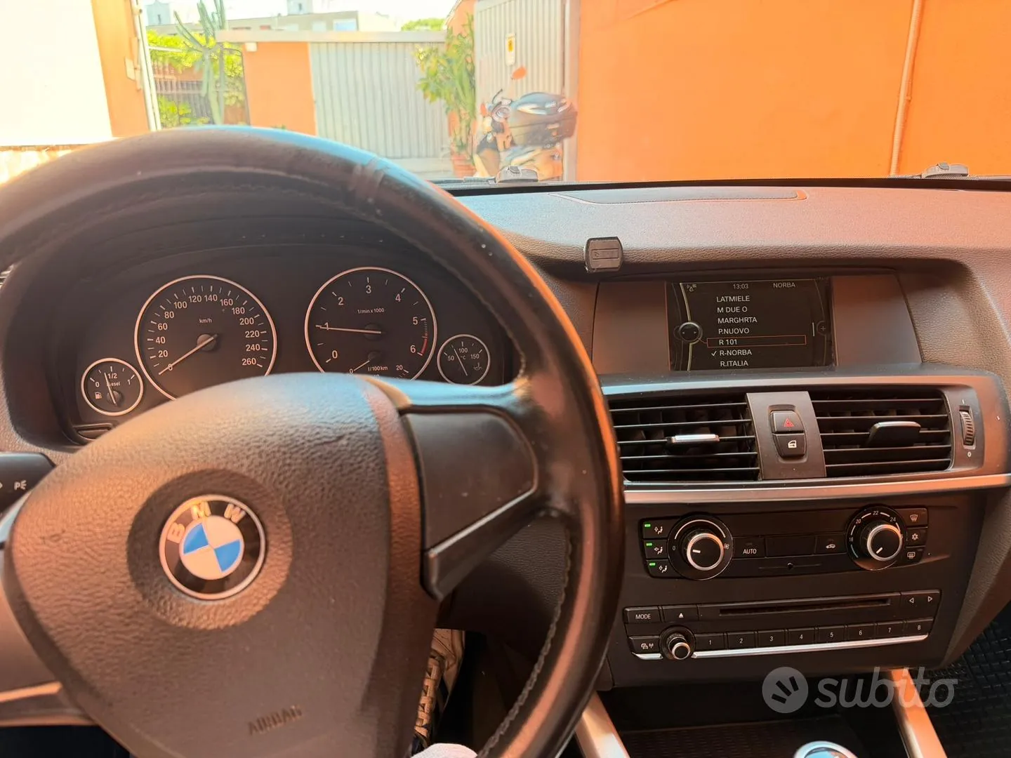 BMW X3 2011 photo 3