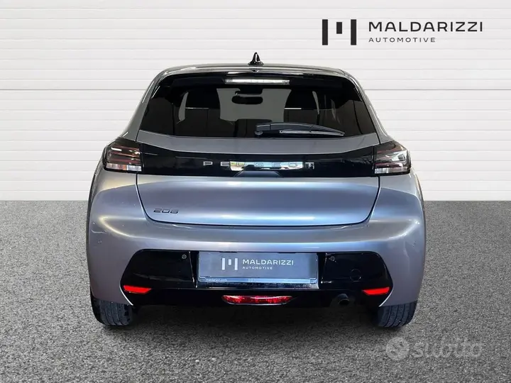 Peugeot 208 2025 photo 3