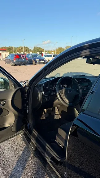 Saab 9-3 2011 photo 5
