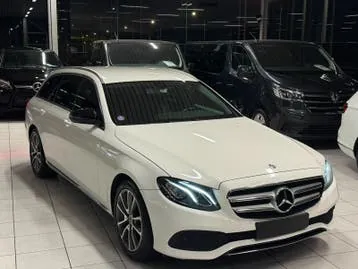 Mercedes-Benz E200 2018 photo 3