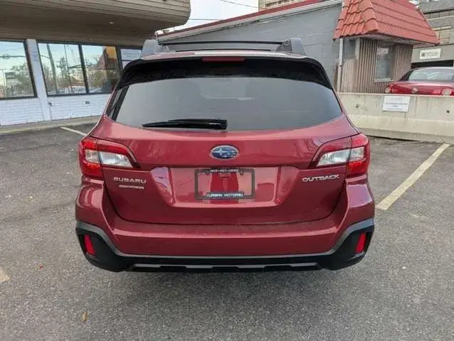 Subaru Outback 2018 photo 3