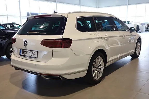 Volkswagen Passat 2022 photo 5