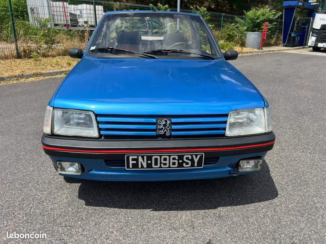 Peugeot 205 1990 photo 5