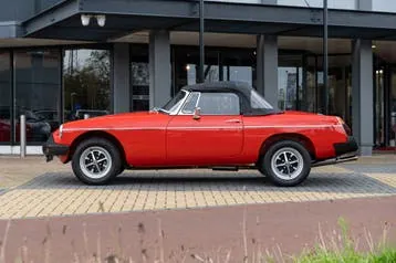 MG B 1975 photo 2
