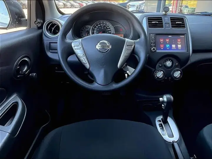 Nissan Micra 2019 photo 5