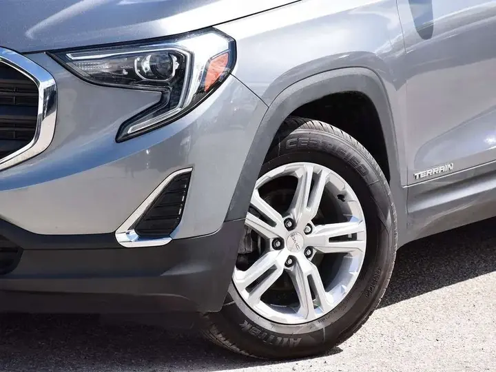 GMC Terrain 2018 photo 2