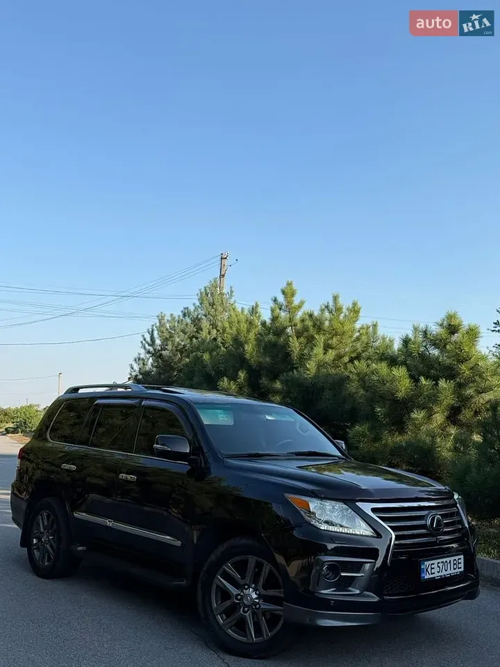 Lexus Lx 2013 photo 2