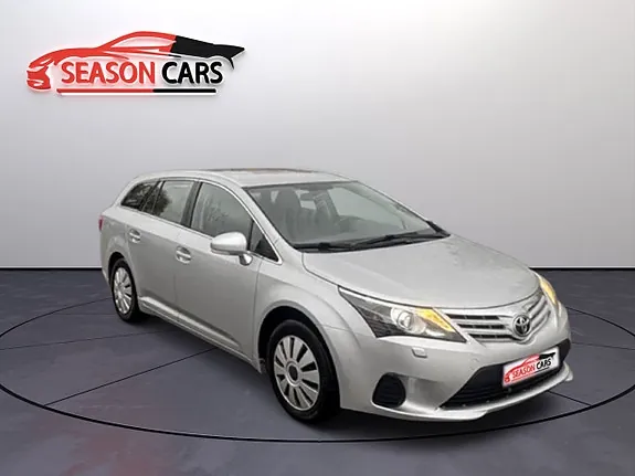 Toyota Avensis 2015 photo 4