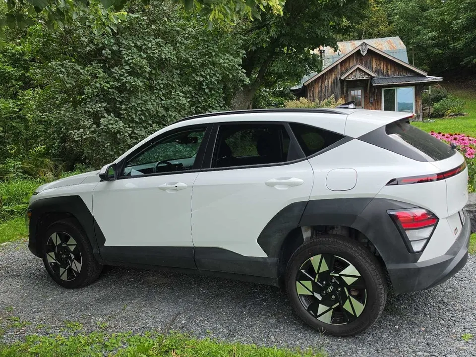 Hyundai Kona 2026 photo 2