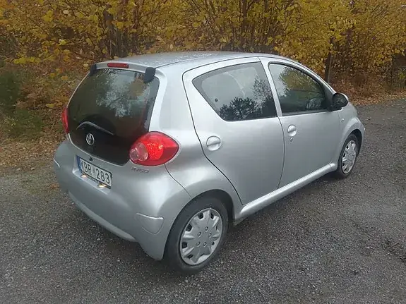 Toyota Aygo 2008 photo 2