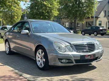 Mercedes-Benz E300 Bluetec 2008 photo 2