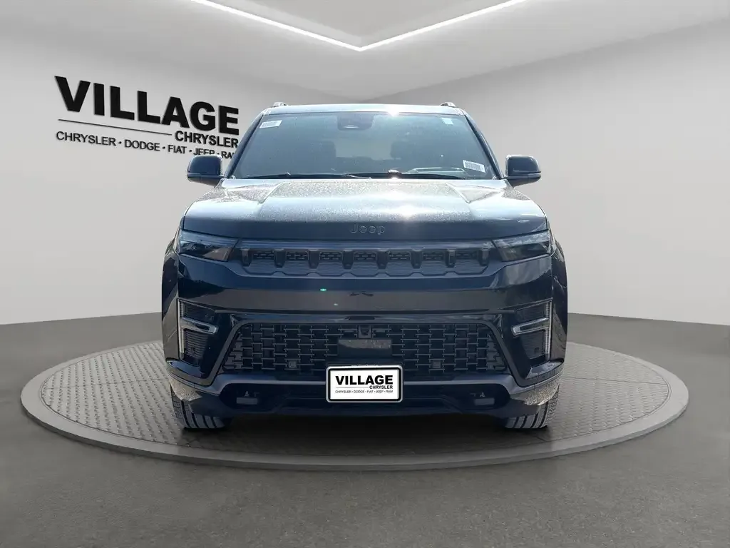 Jeep Grand Wagoneer 2026 photo 2
