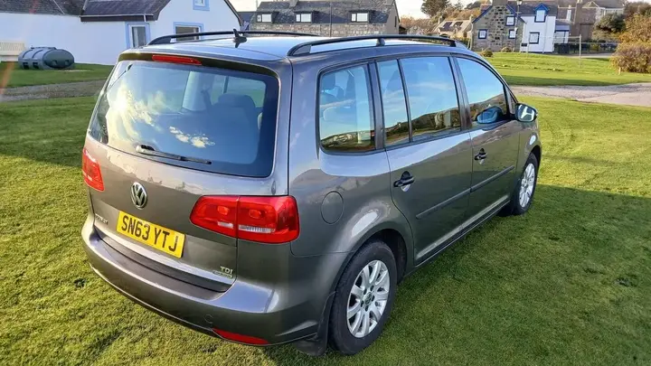 Volkswagen Touran 2013 photo 5