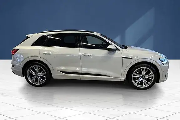 Audi E-Tron 2020 photo 2