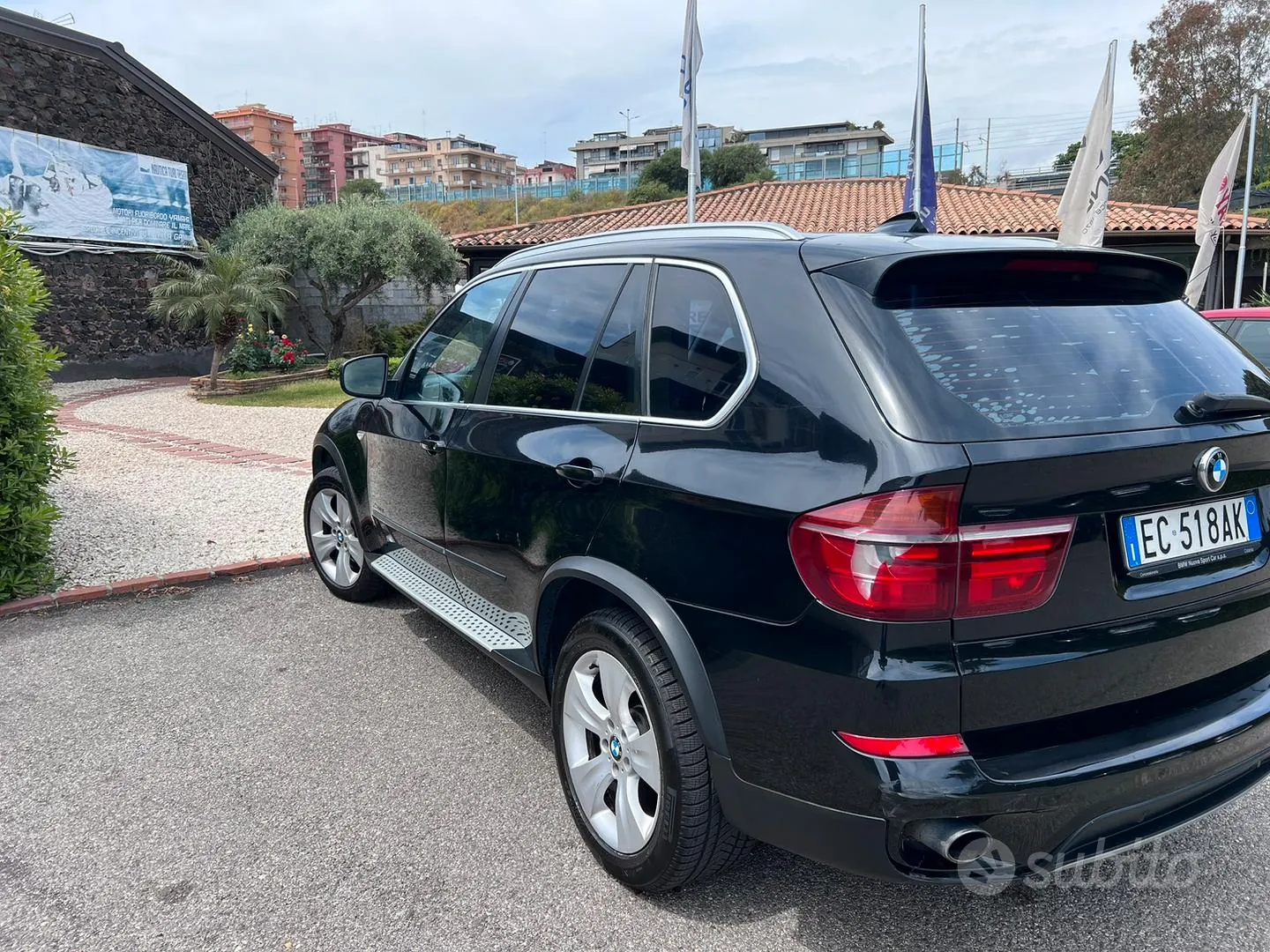 BMW X5 2010 photo 2