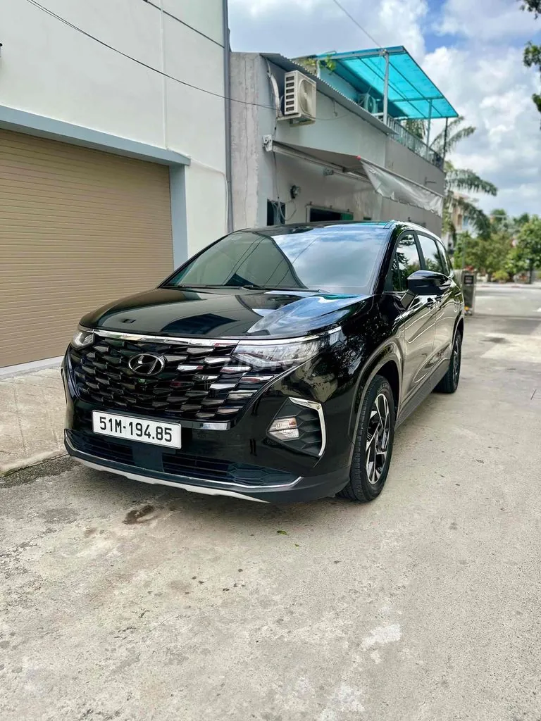 Hyundai Custin
