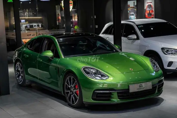 Porsche Panamera 2019 photo 2
