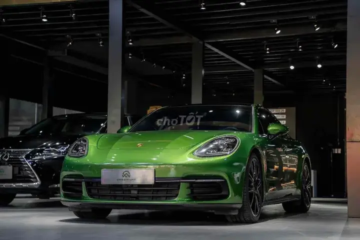Porsche Panamera