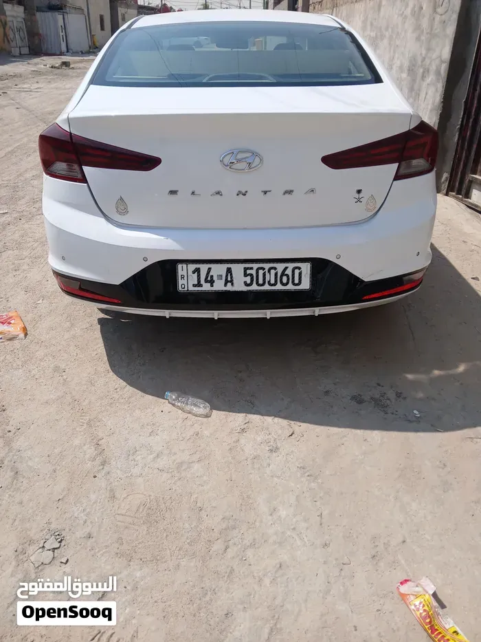 Hyundai Elantra 2019 photo 3