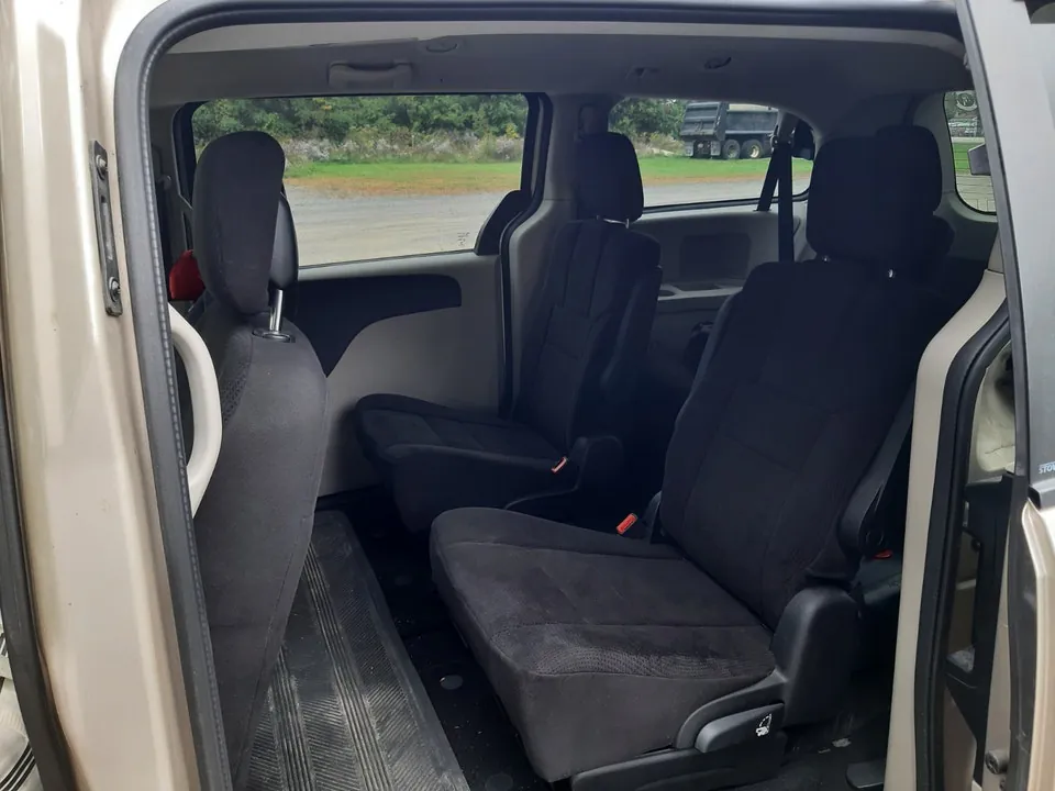 Dodge Grand Caravan 2013 photo 5
