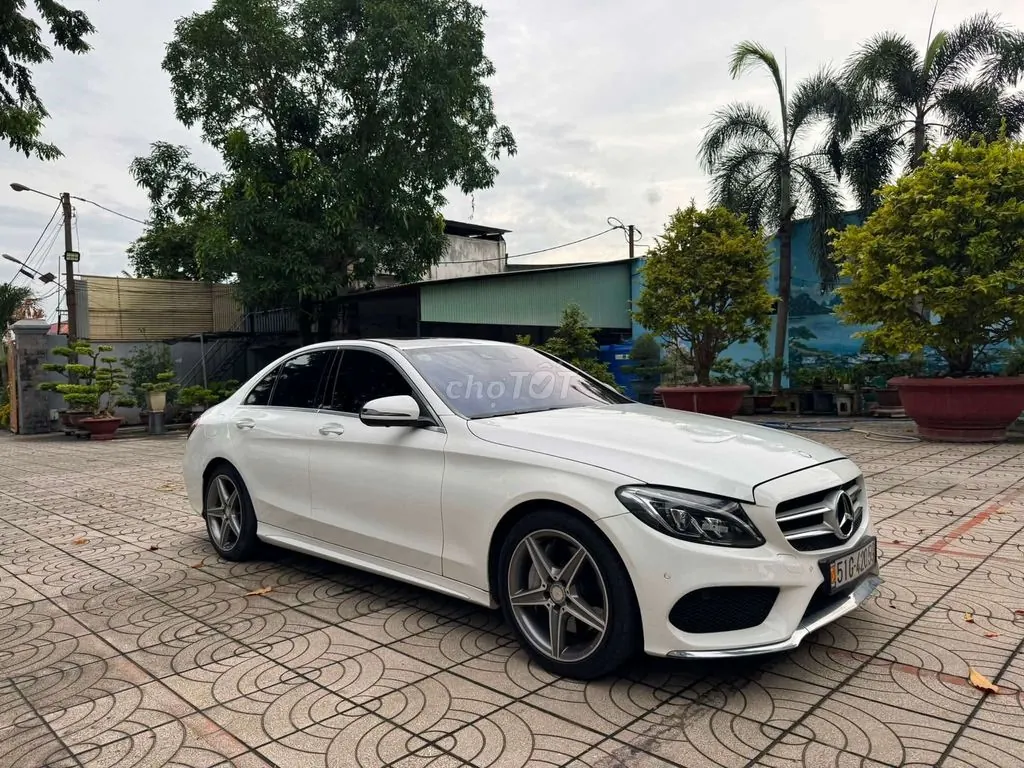 Mercedes-Benz C300 Amg 2016 photo 3