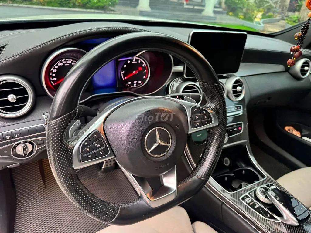 Mercedes-Benz C300 Amg 2016 photo 5