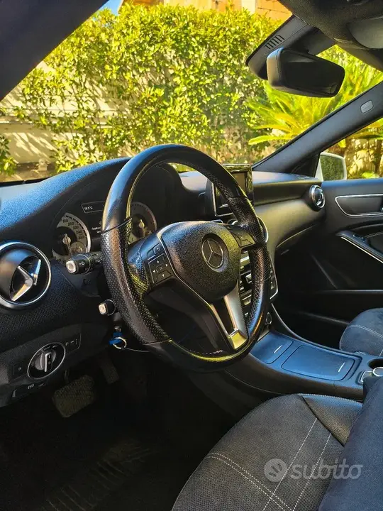 Mercedes-Benz A 2014 photo 5